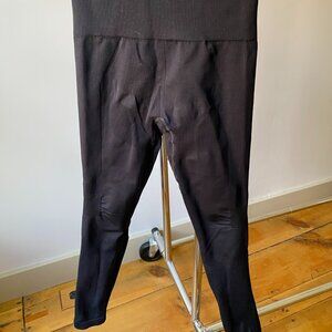 LNDR Sculpting Leggings